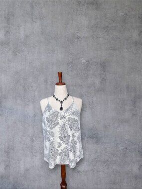 ✨ Olivia Grey Paisley Cami Tank Top Size XL
